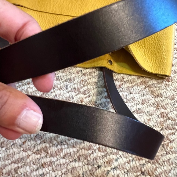 Portland Leather Goods Pomelo Medium Classic Tote - Picture 12 of 13